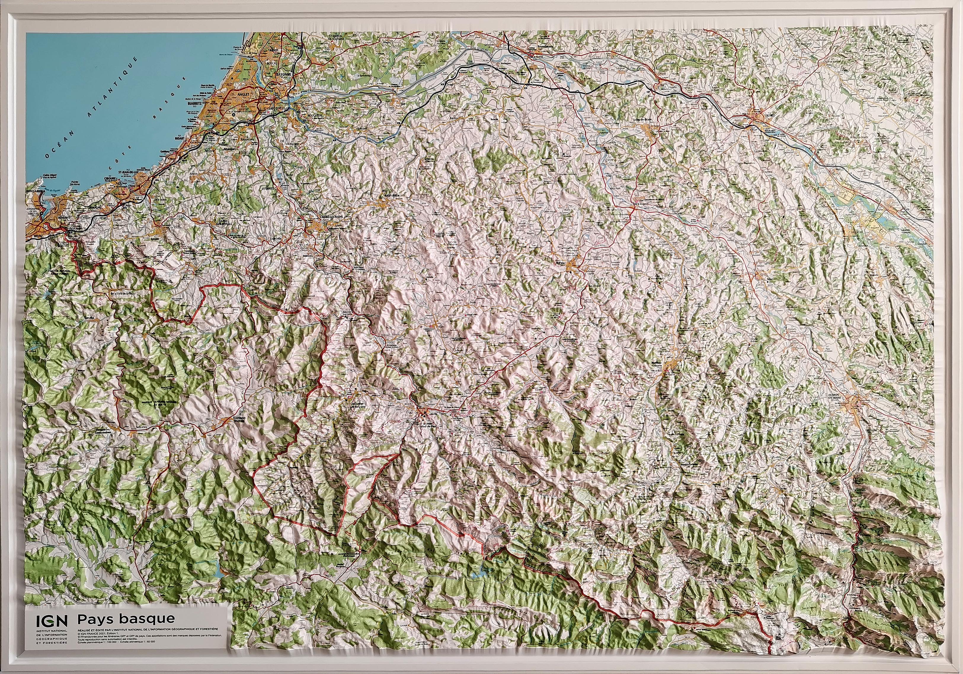 Online bestellen: Reliëfkaart 60180 Pays-Basque met voelbaar 3D reliëf | 113 x 80 cm | IGN - Institut Géographique National