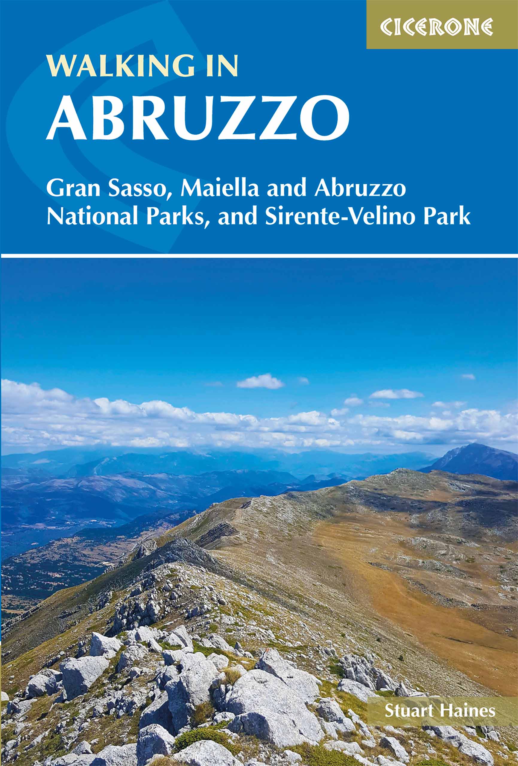 Wandelgids Walking in Abruzzo…