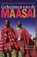 Reisverhaal Geheimen van de Maasai - Ton van der Lee | Balans | 